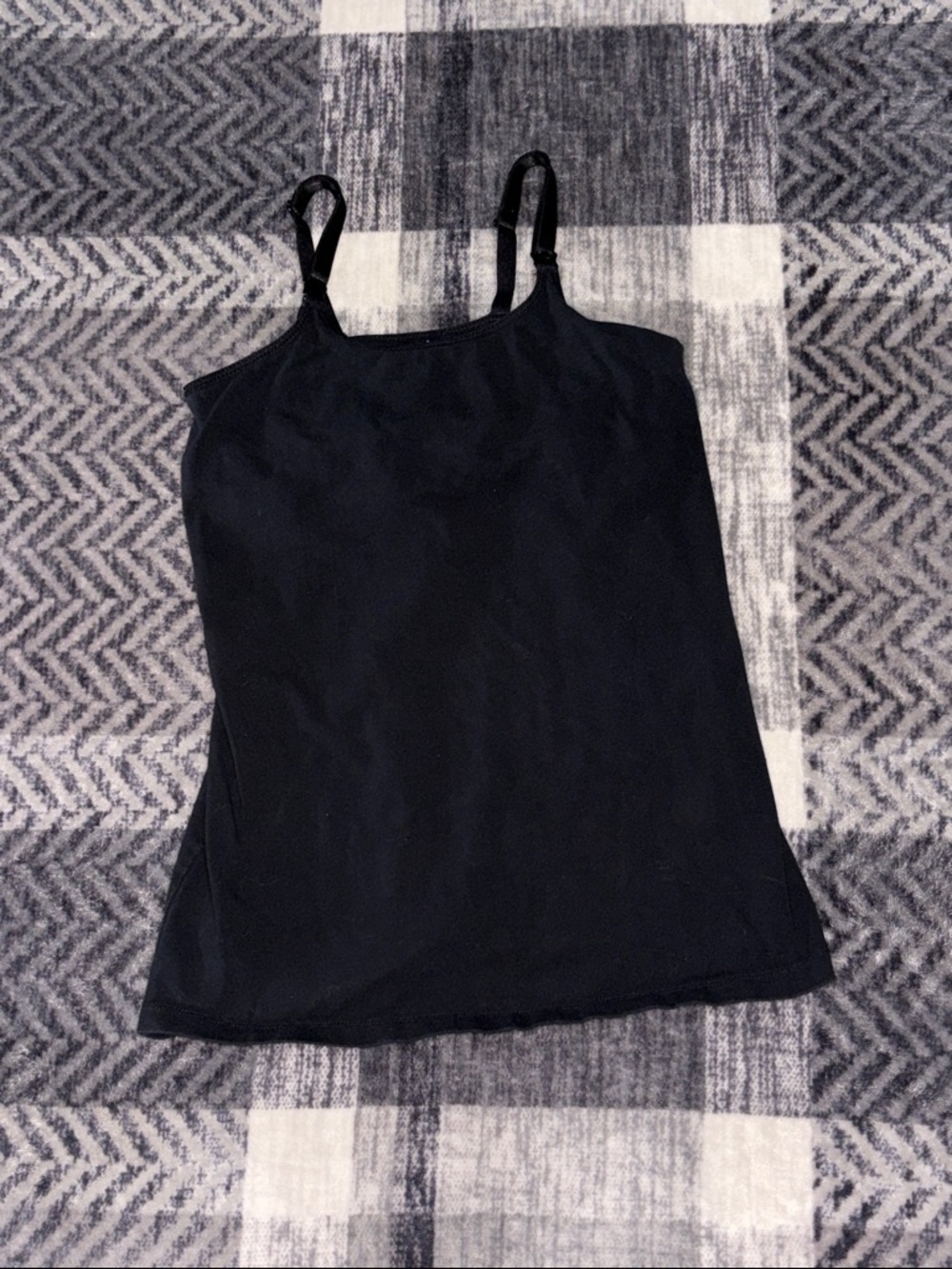 🐢a:glow Black Slim Adjustable-Strap Nursing Tank
